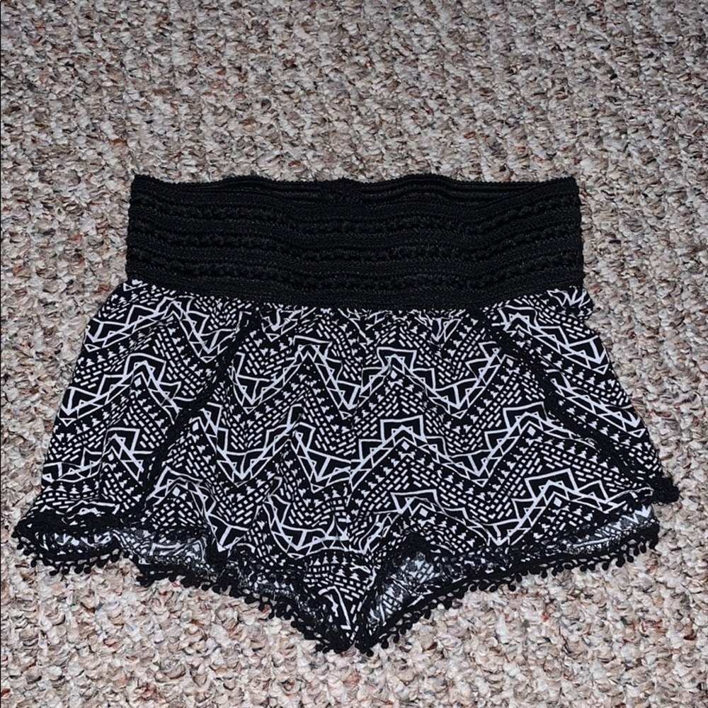 No Boundaries kids shorts